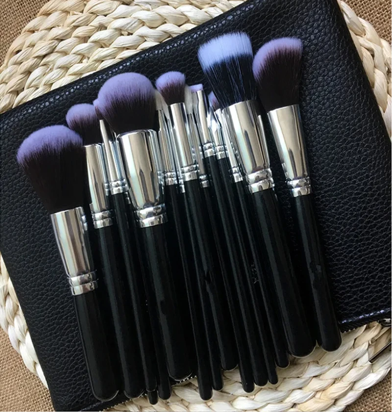 15 pcs Makeup Brush Set.