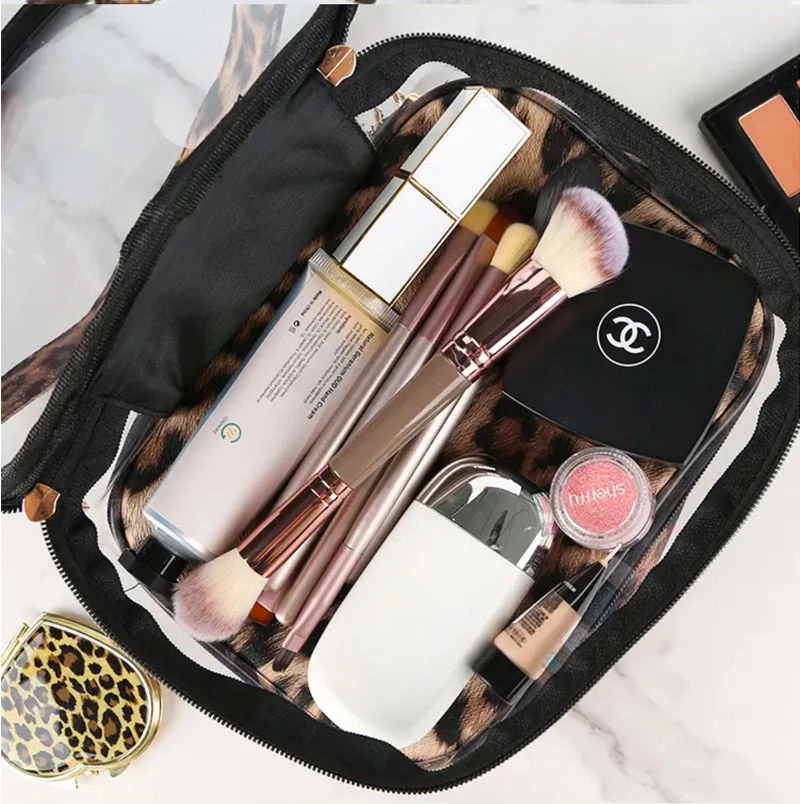 Double head makeup brush