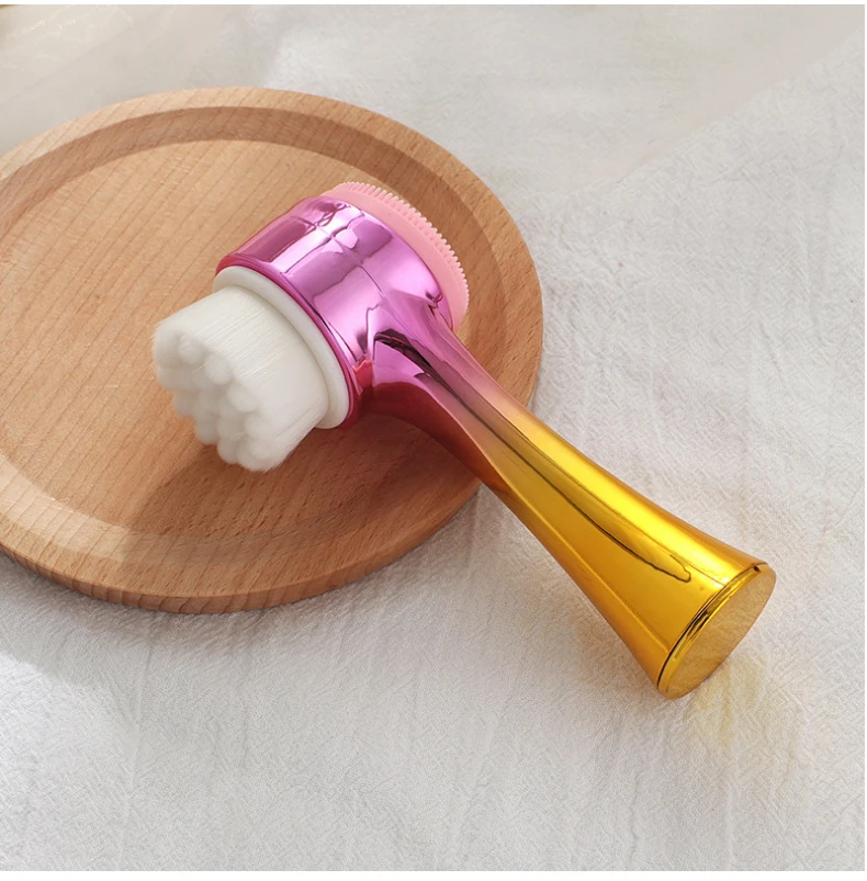 Electroplated face cleaning brush